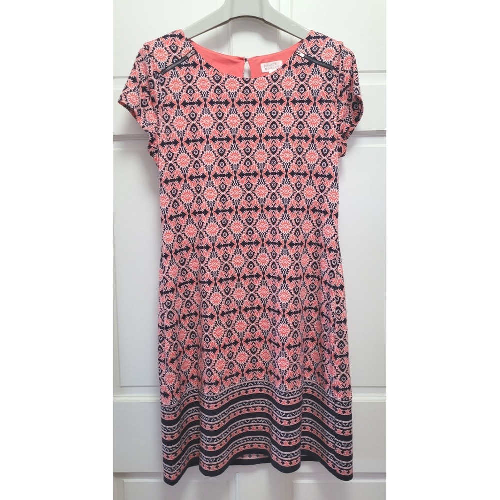 Market & Spruce women's Cap Sleeve Knit Shift Dress‎ - Coral/Navy - M Petite